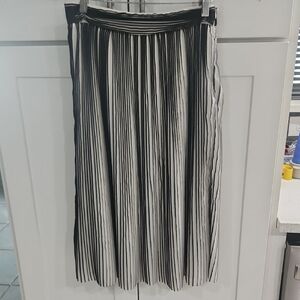 Kimchi Blue Black and White Pleated Midi Skirt